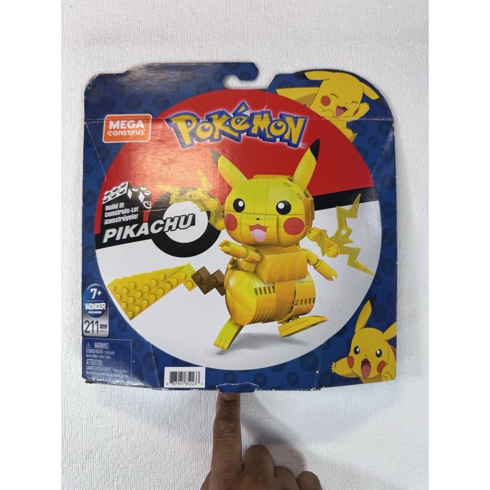 Mega Construx Pokemon Pikachu GMD31 211 PCS Complete Sealed Bags Damaged Box- B2